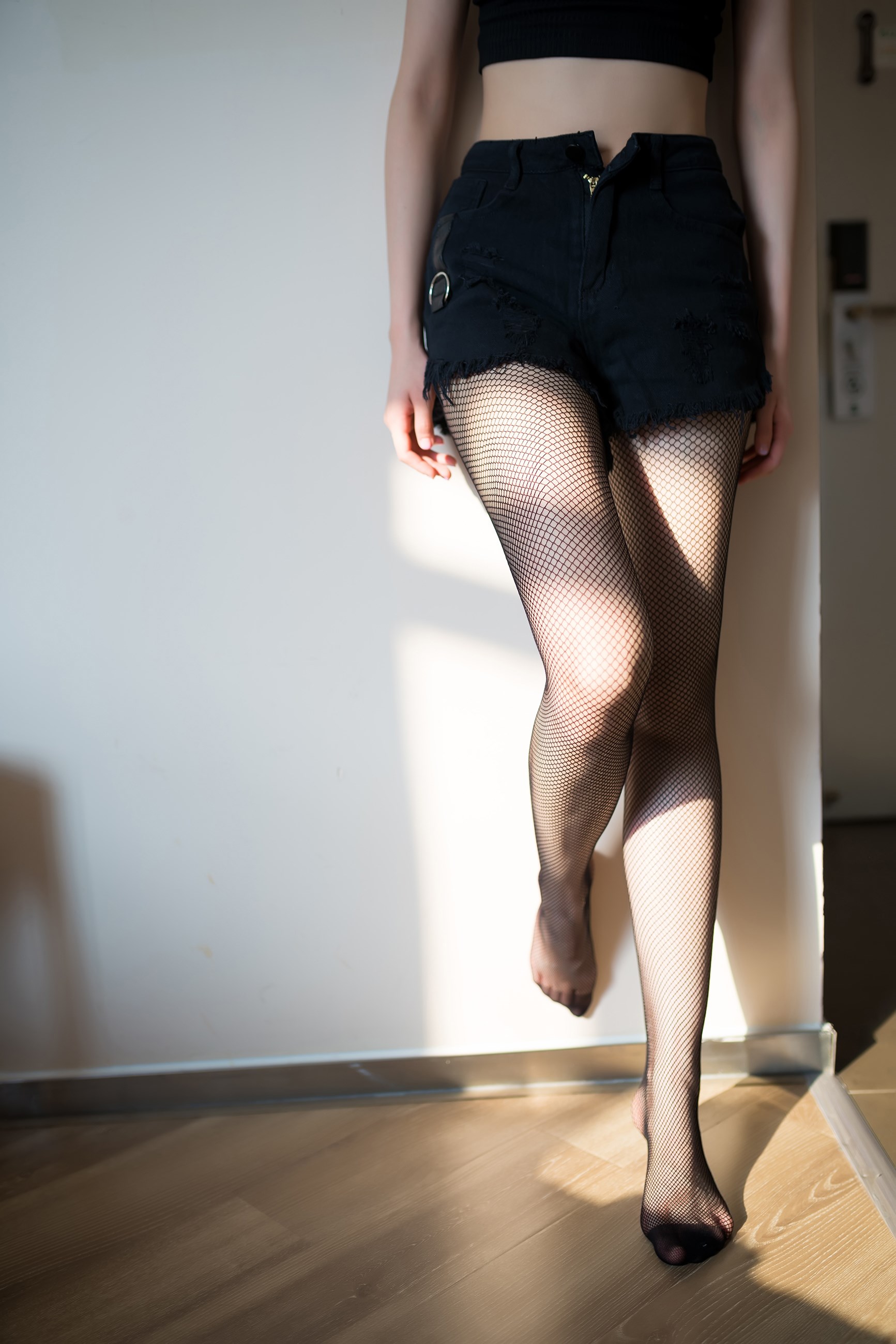 禁忌悸动:揭秘大咖私下里那段令人心跳加速的血色情感内幕,禁忌冲动是什么意思