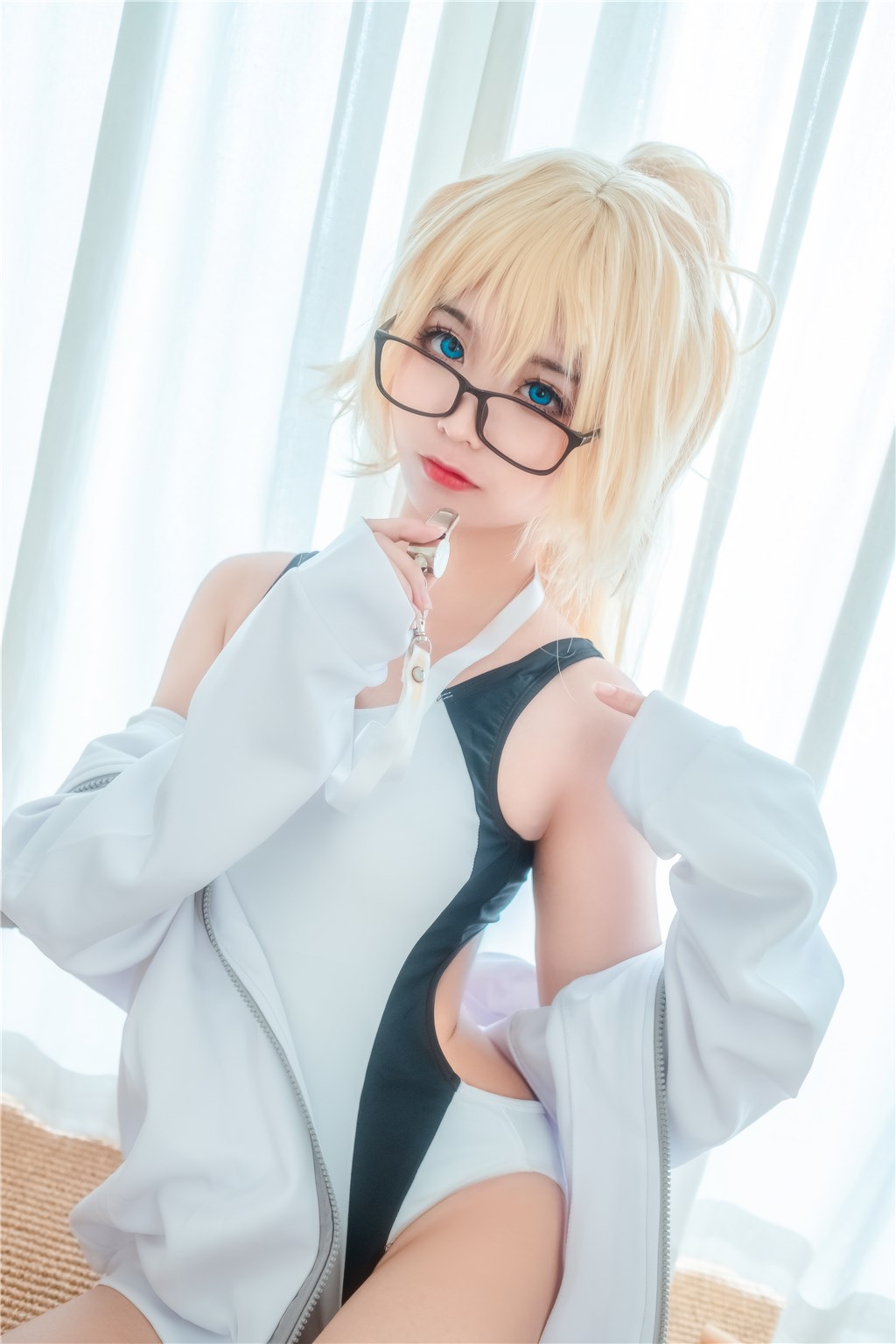 海角社区注册禁断私享录:书写每个禁忌瞬间中闪耀的撩情火花与温柔低吟